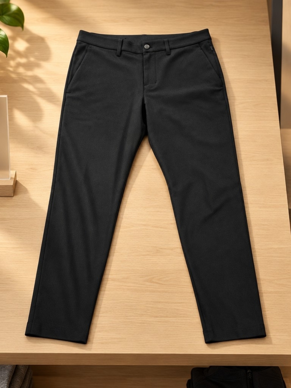 Lululemon Commission Pants Mens Size 32 Slim Fit Activewear Stretch Chino